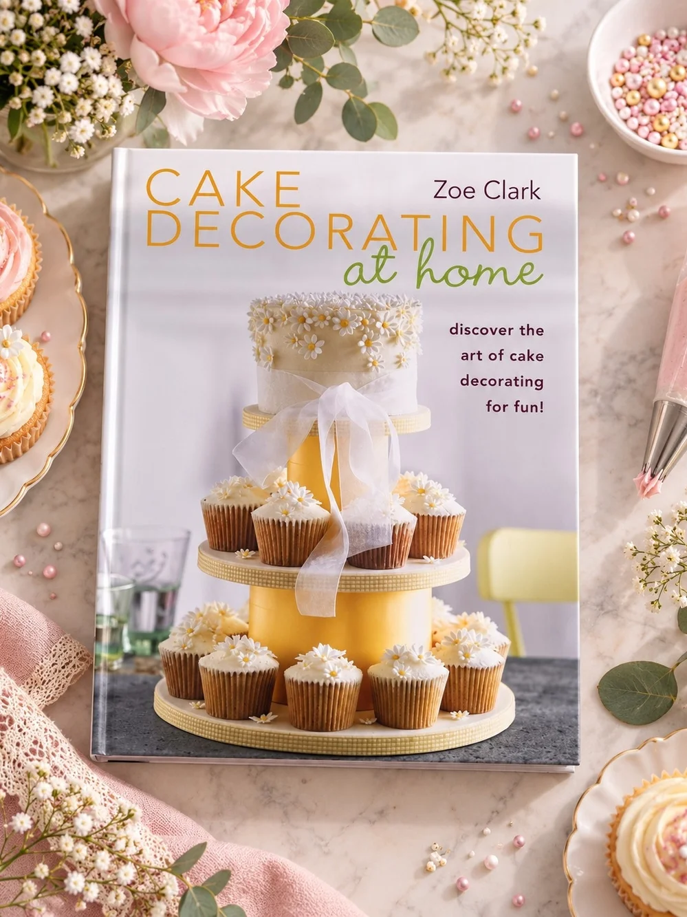 1001 Cupcakes Cookbook - Brown Cover